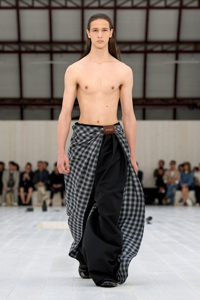 Loewe Spring/Summer 2025 Menswear