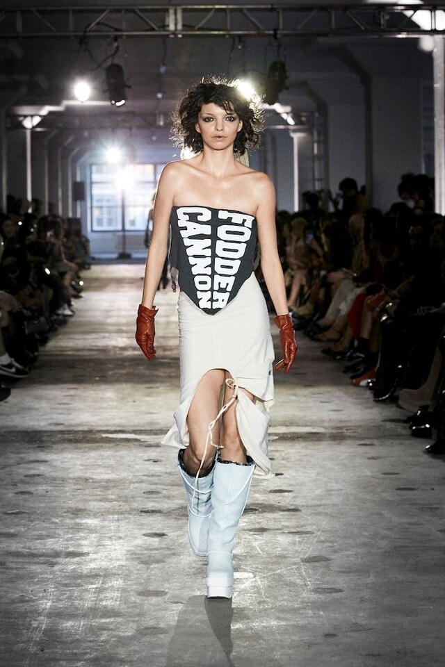 EV_SS25_Look15