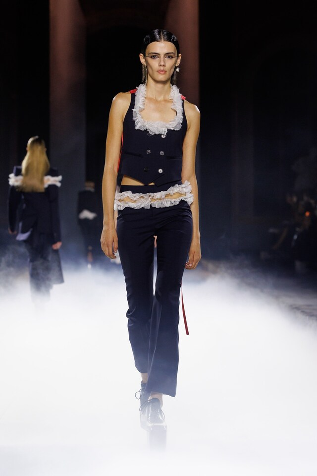 McQueen Spring/Summer 2025 SS25 Se&#225;n McGirr show collection