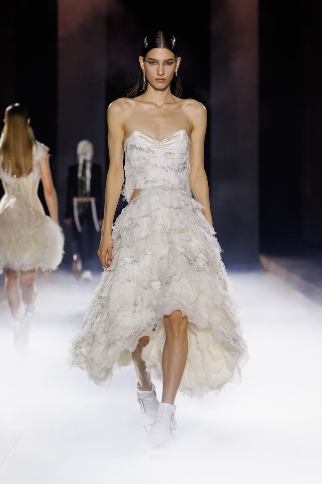 McQueen Spring/Summer 2025 SS25 Se&#225;n McGirr show collection