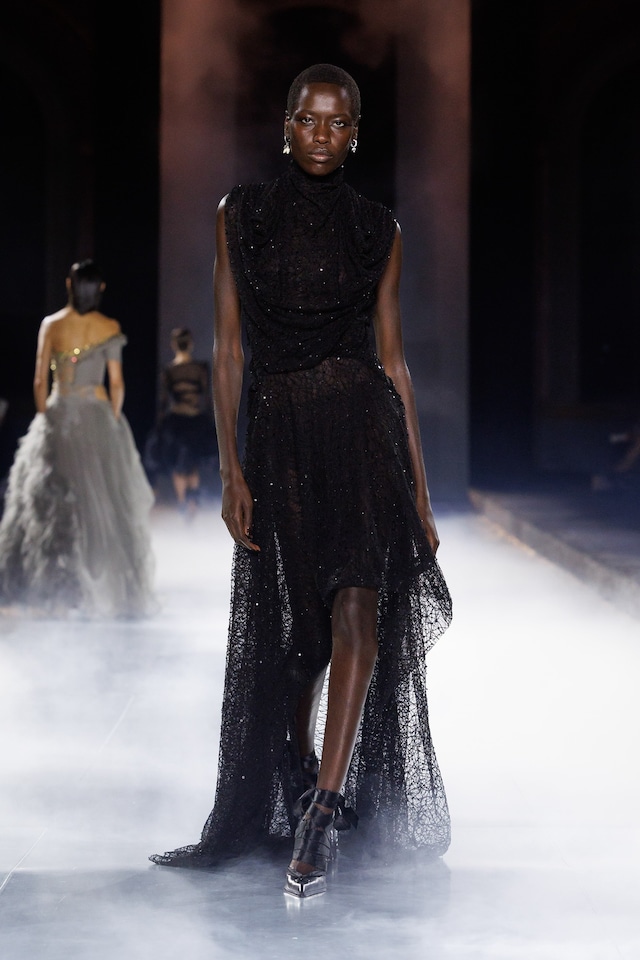 McQueen Spring/Summer 2025 SS25 Se&#225;n McGirr show collection