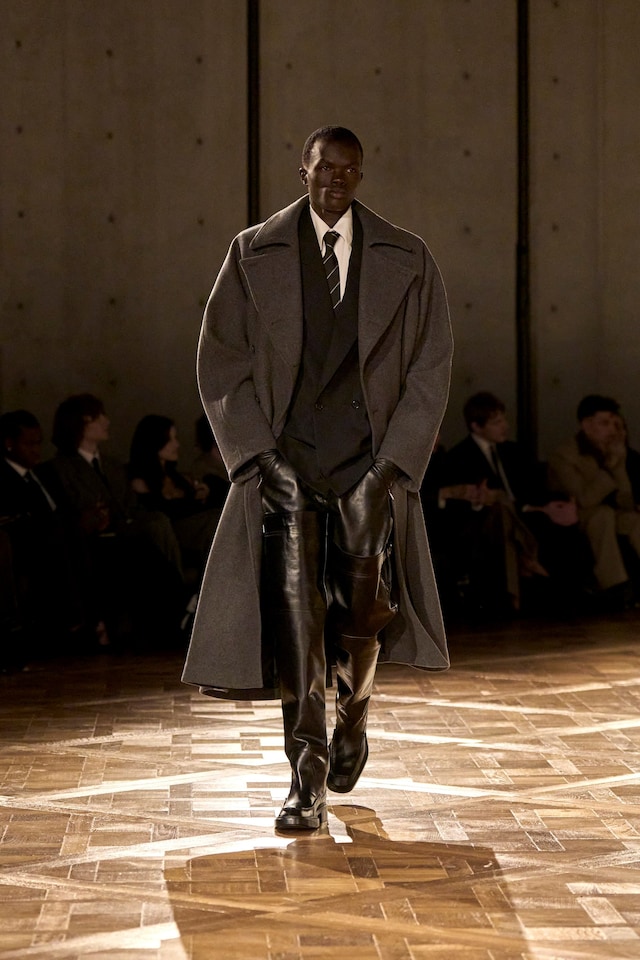 SAINT LAURENT_FASHION_SHOW_MEN_WINTER25_RUNWAY_06_