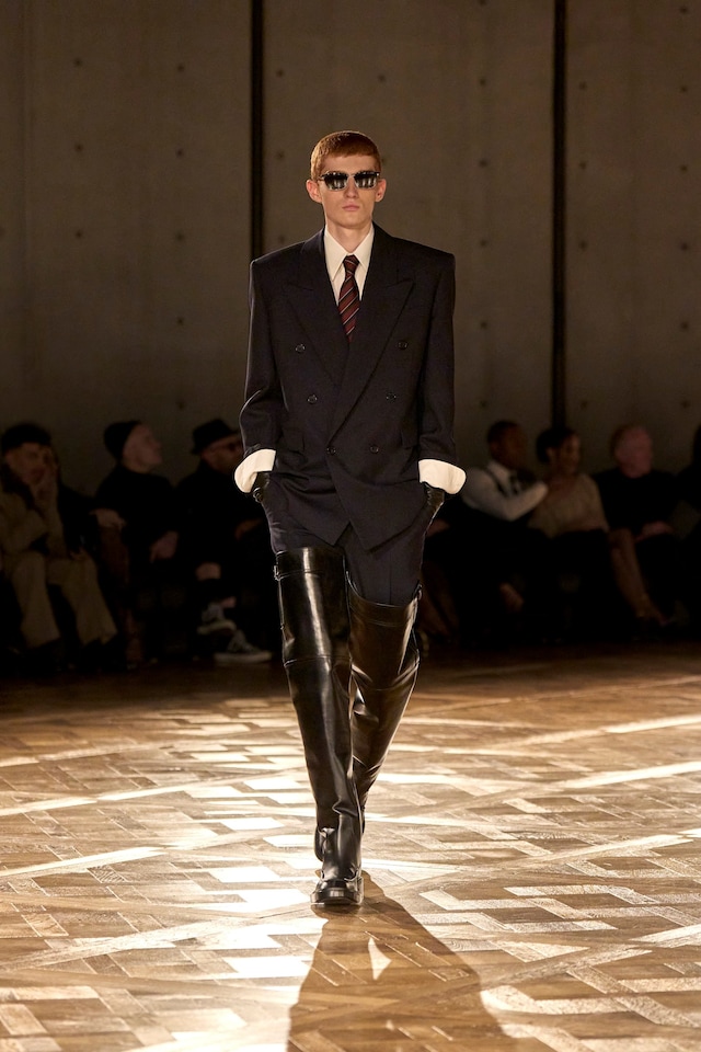 SAINT LAURENT_FASHION_SHOW_MEN_WINTER25_RUNWAY_07_
