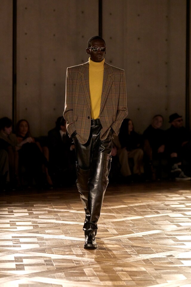 SAINT LAURENT_FASHION_SHOW_MEN_WINTER25_RUNWAY_17_
