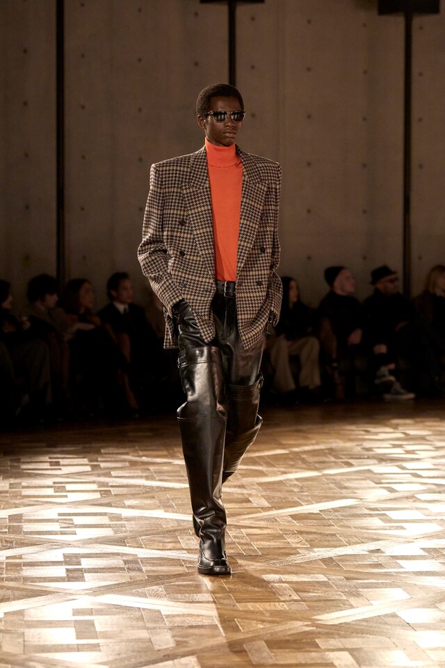SAINT LAURENT_FASHION_SHOW_MEN_WINTER25_RUNWAY_18_
