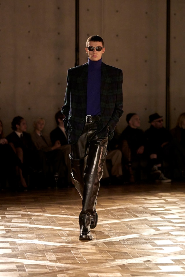 SAINT LAURENT_FASHION_SHOW_MEN_WINTER25_RUNWAY_19_