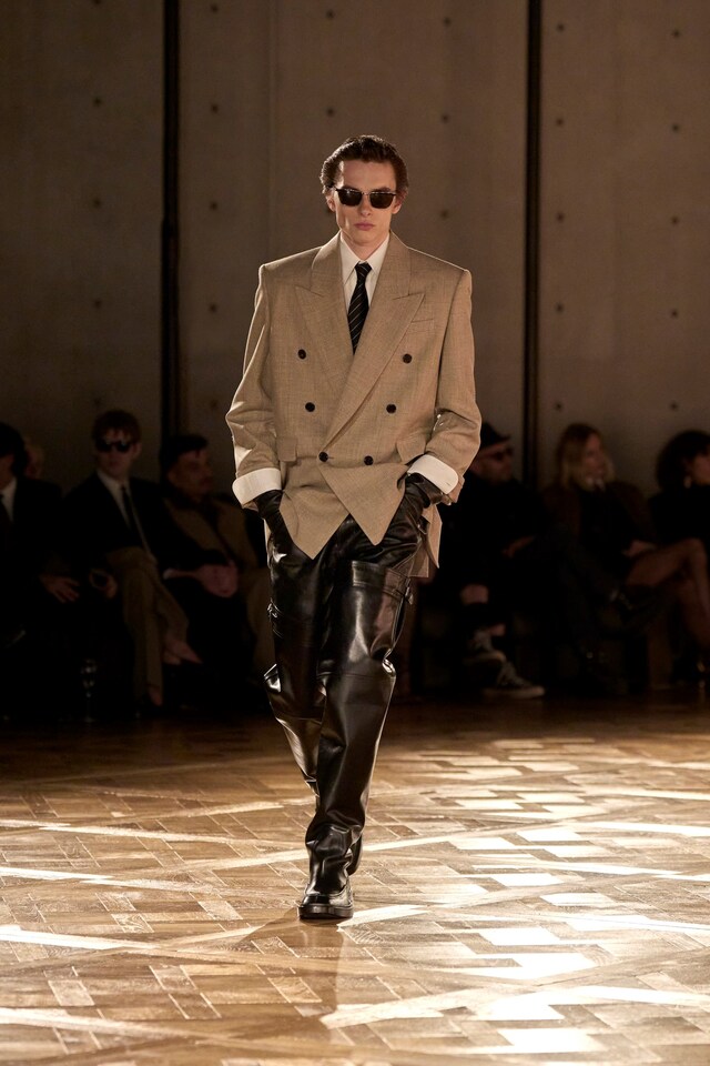 SAINT LAURENT_FASHION_SHOW_MEN_WINTER25_RUNWAY_25_