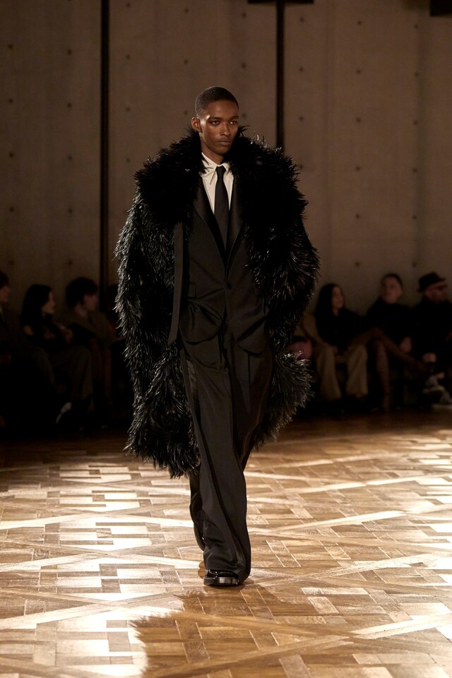 SAINT LAURENT_FASHION_SHOW_MEN_WINTER25_RUNWAY_36_