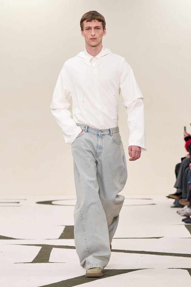 Calvin Klein Collection Autumn/Winter 2025 Veronica Leoni