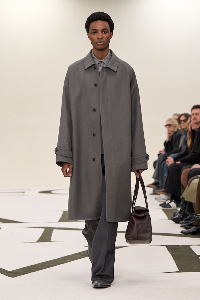 Calvin Klein Collection Autumn/Winter 2025 Veronica Leoni
