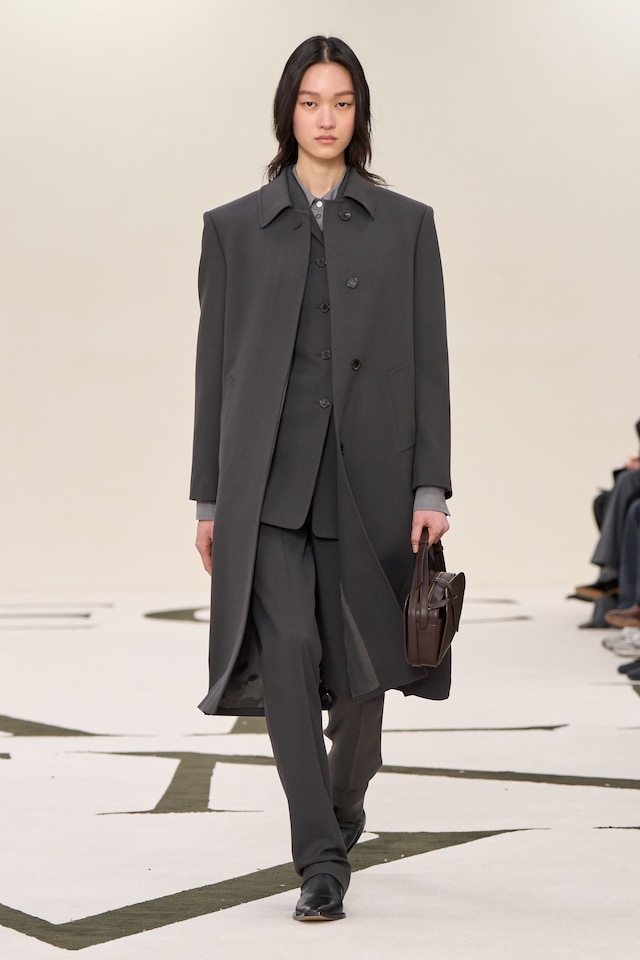 Calvin Klein Collection Autumn/Winter 2025 Veronica Leoni