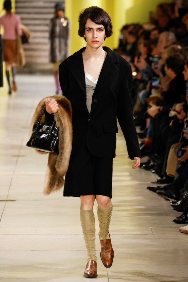 MIU MIU_FW25_LOOK_4