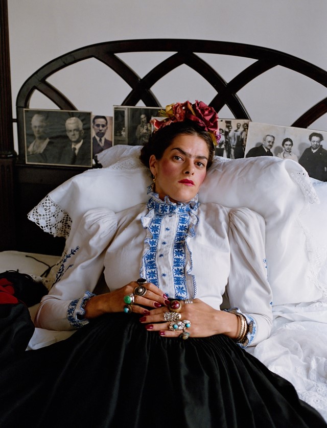 Mary McCartney, Being Frida, London, 2000, Giclée