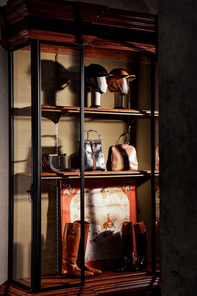 Gucci: The Art of Silk