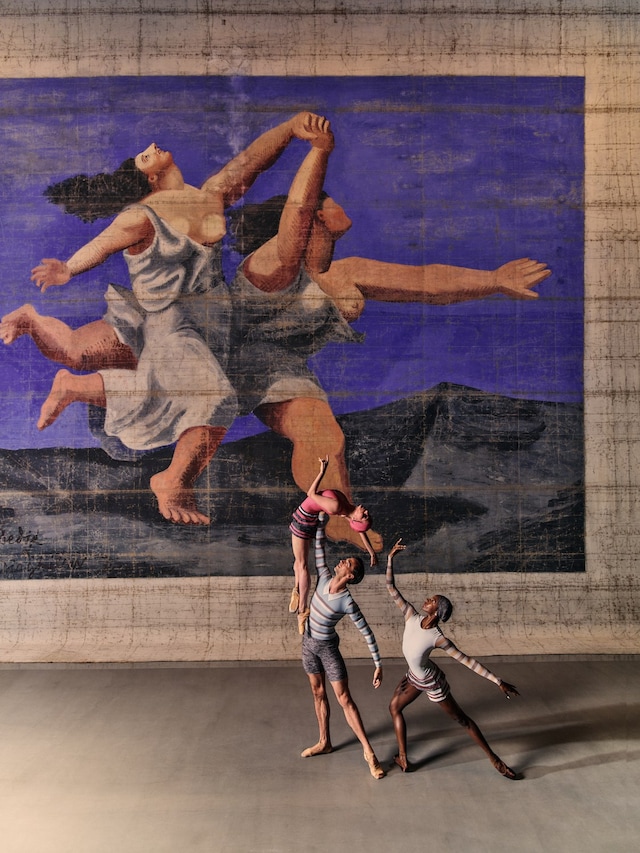 chanel_ft-htsi_le-train-bleu_vivek-vadoliya_300dpi