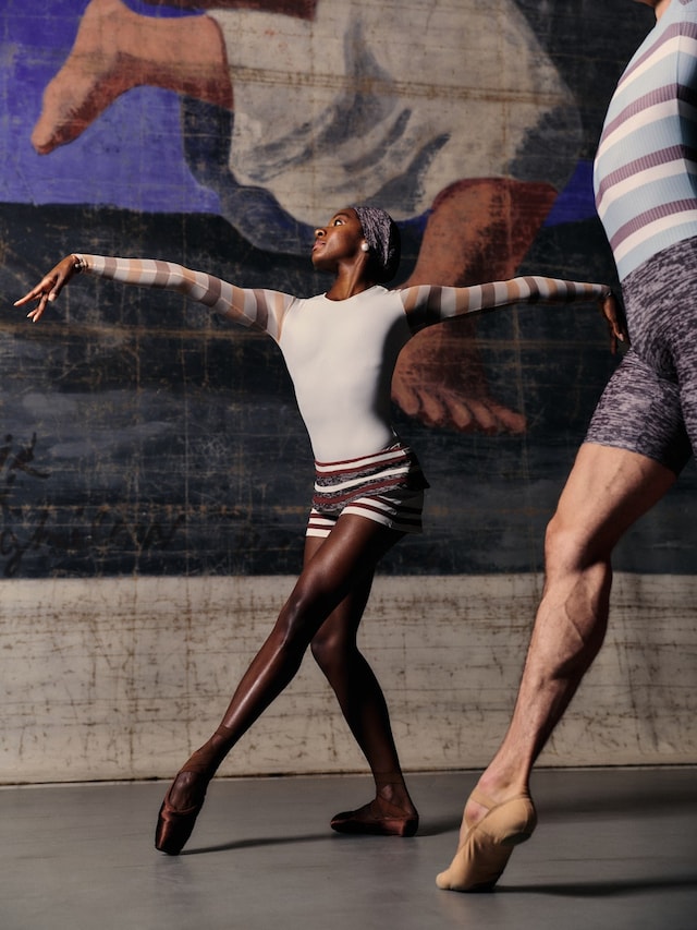 chanel_ft-htsi_le-train-bleu_vivek-vadoliya_300dpi