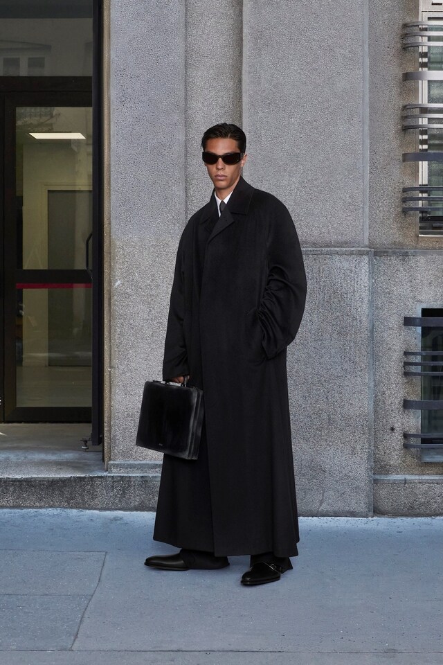 Balenciaga Autumn/Winter 2025 Haute Couture