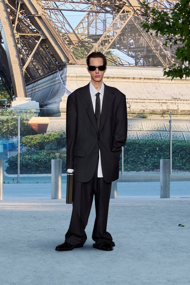 Balenciaga Autumn/Winter 2025 Haute Couture