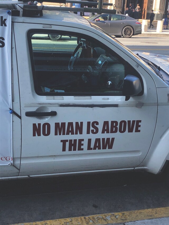 Lonley City by Jerry Hsu