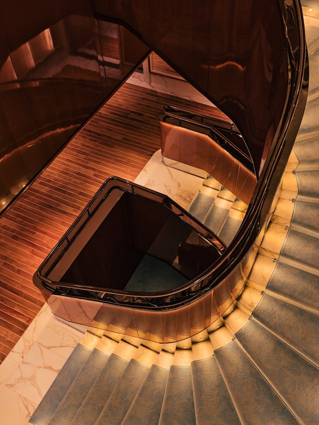 FSI_STAIRCASE_025jpg