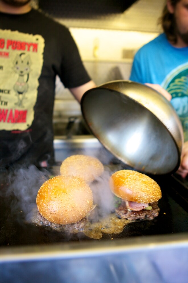 Lucky Chip burger van