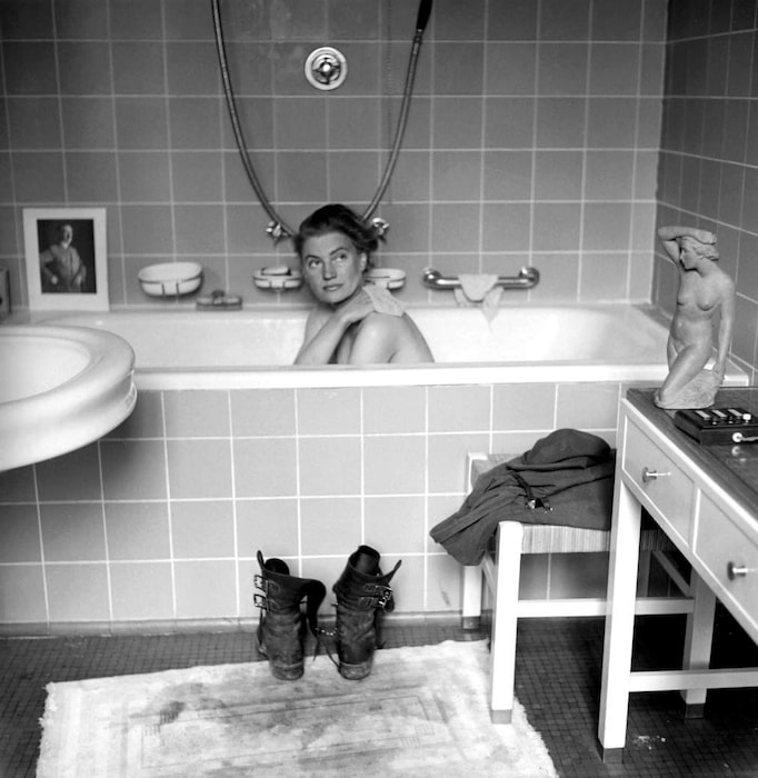 David E Scherman, Lee Miller: The Woman in Hitler's Bathtub