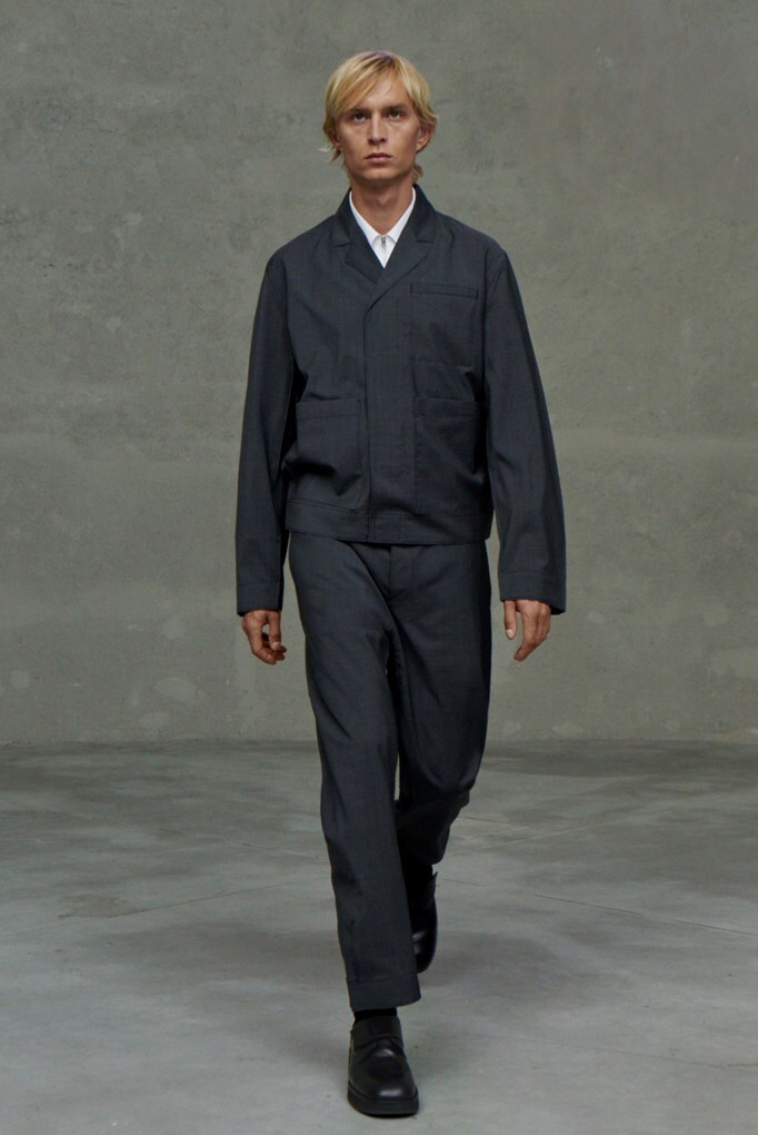 Prada_SS21_Show_Lookbook_29_16x10_300dpi_RGB