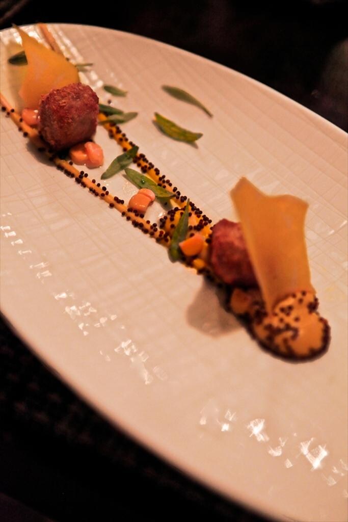 Pig and smoked eel, black mustard, sea purslane and pickled 