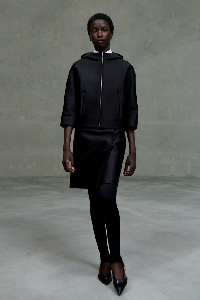Prada_SS21_Show_Lookbook_10_16x10_300dpi_RGB
