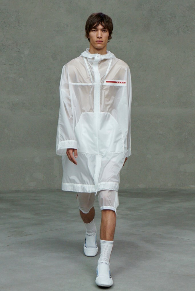 Prada_SS21_Show_Lookbook_52_16x10_300dpi_RGB