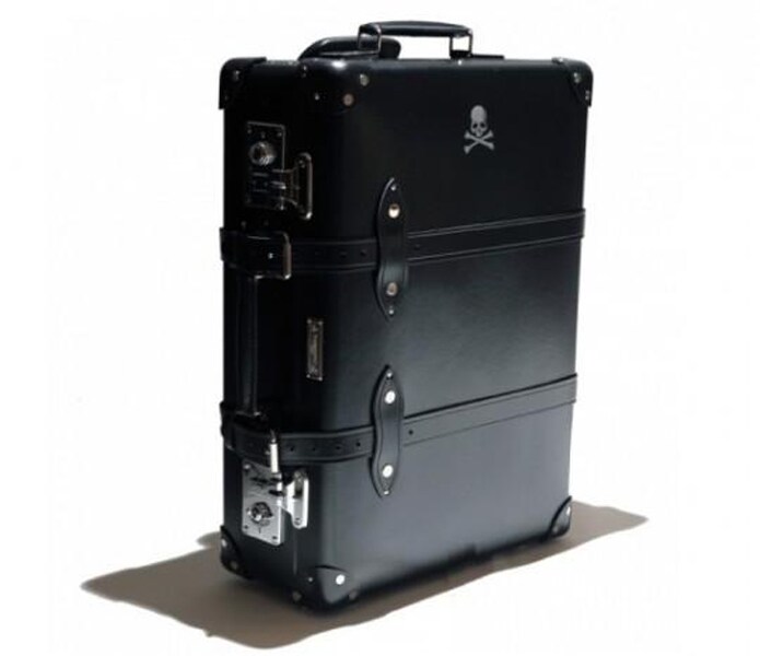 Mastermind JAPAN x Globe-Trotter Suitcase