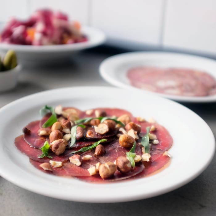 Nape - beef, hazelnut, tarragon and rapeseed (squa