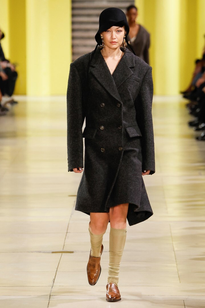 MIU MIU_FW25_LOOK_2
