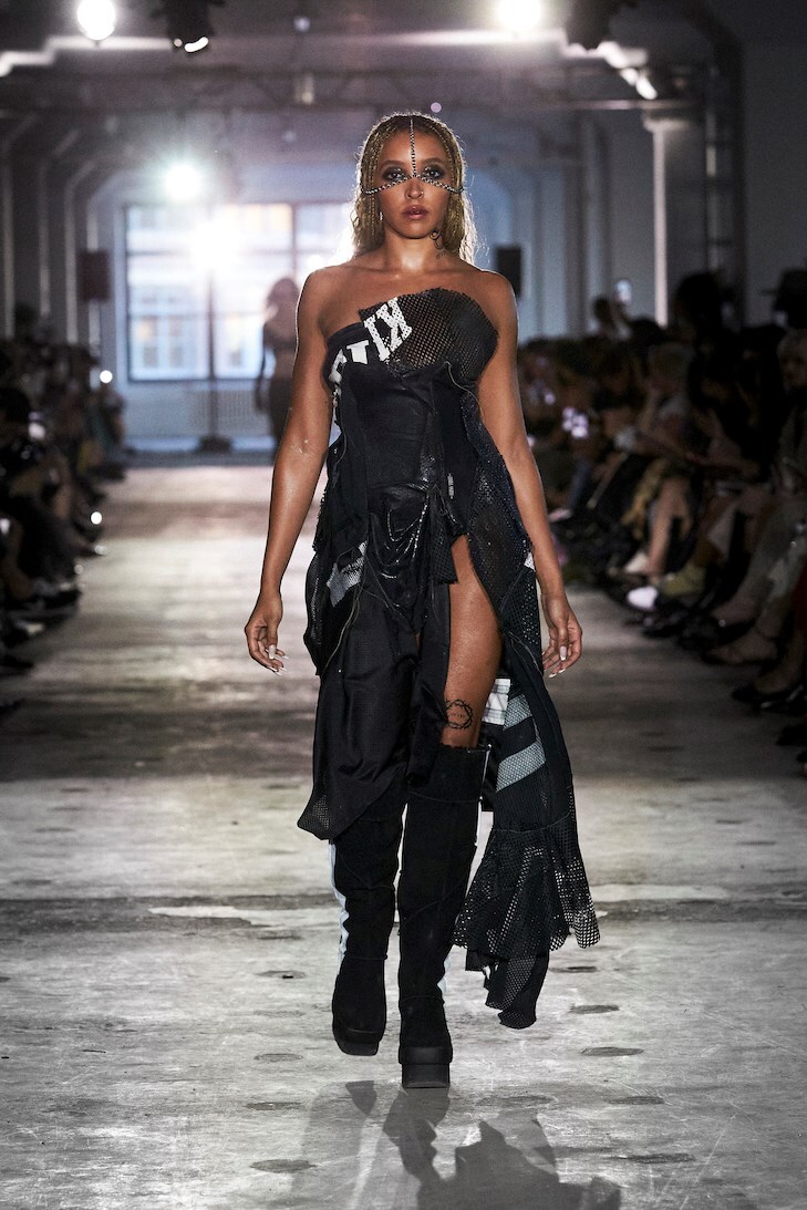 EV_SS25_Look02