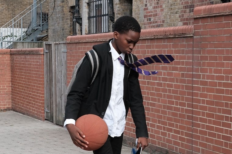 De poëtische beelden van Johny Pitts leggen de realiteit van het Afropean-zijn vast