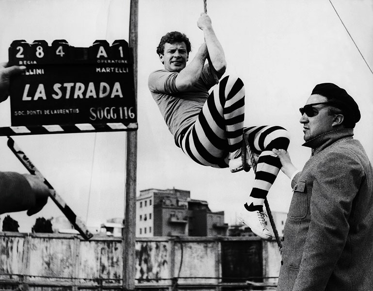 On the set of La Strada (1954): Richard Basehart is the firs