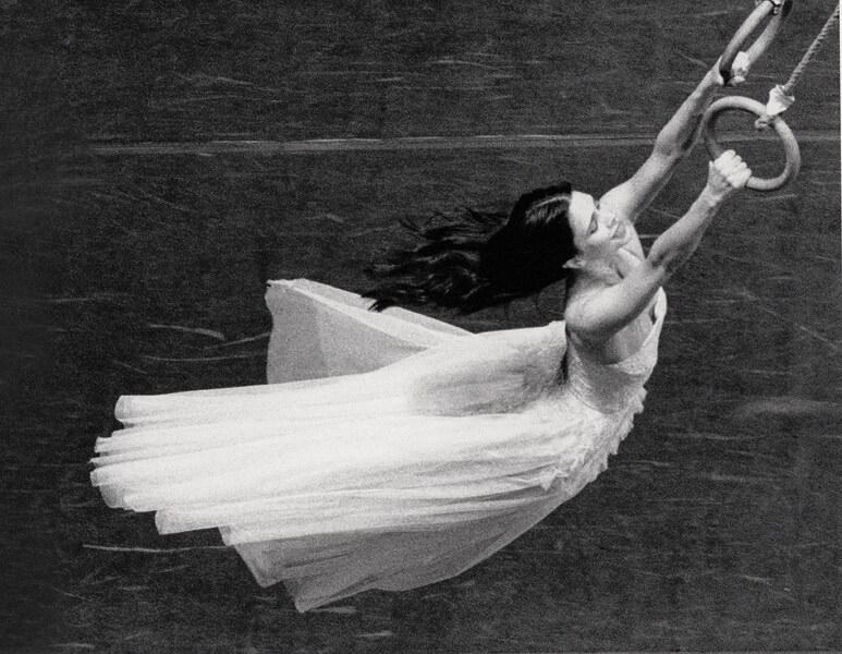 Ruth Amarante in a performance of Pina&#39;s Viktor, a co-produc