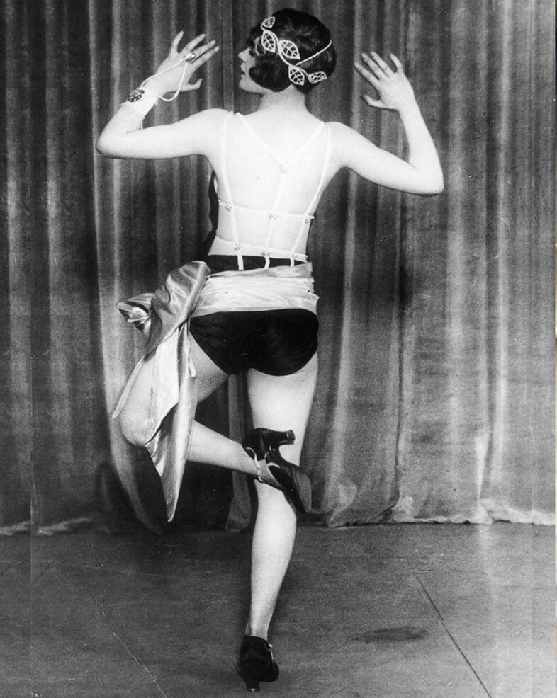Dancer Jean Rai demonstrating the &#39;Black Bottom Blues&#39;, the 