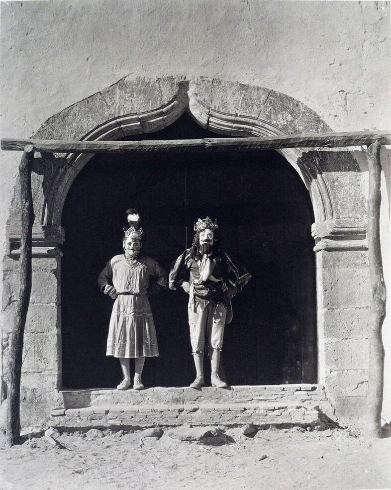 Manuel Alvarez Bravo, Lords of the Dance, 1931