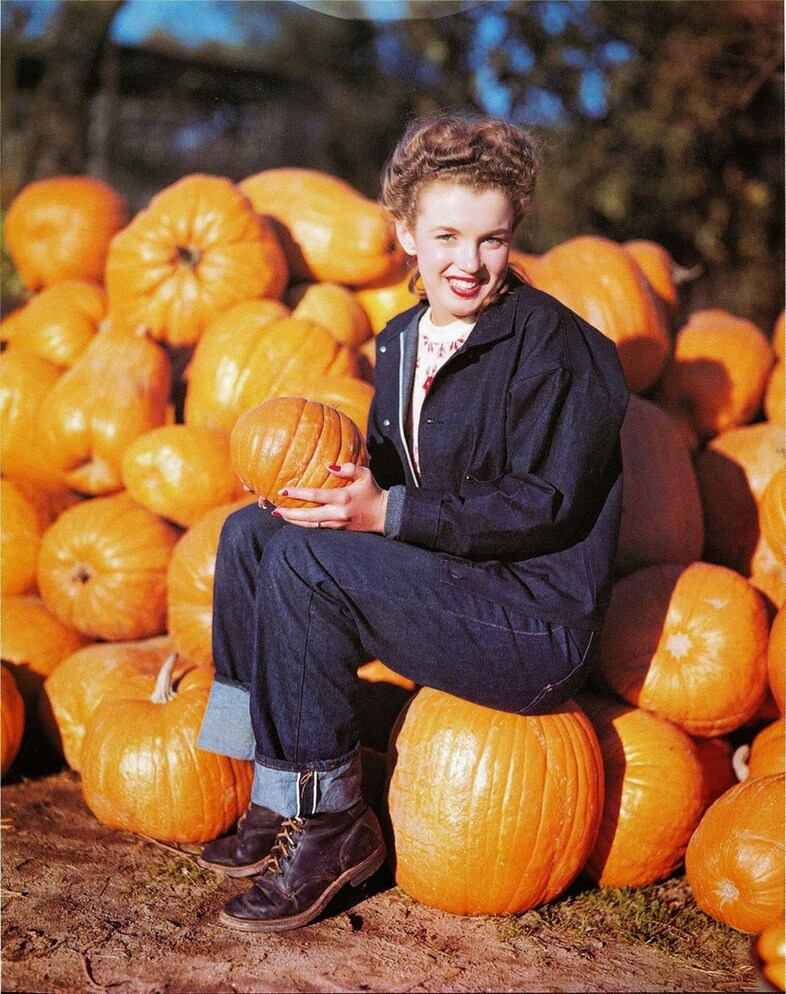 Marilyn Monroe hanging out in a pumpkin patch, 1945