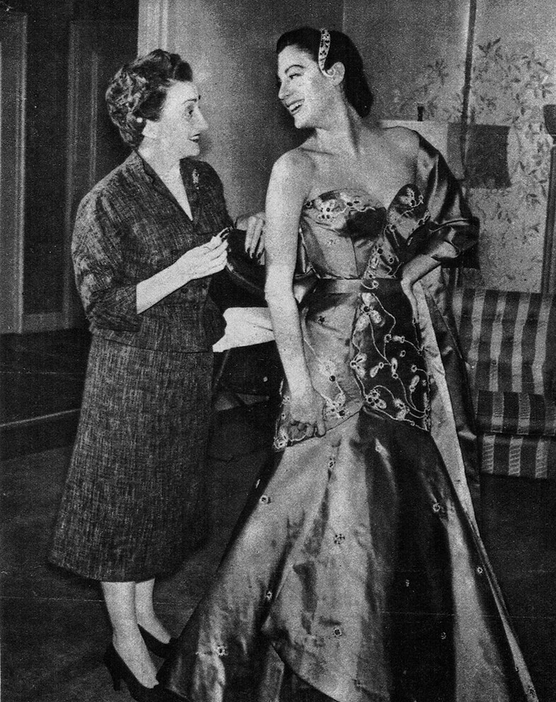Micol Fontana with Ava Gardner attending US premiere