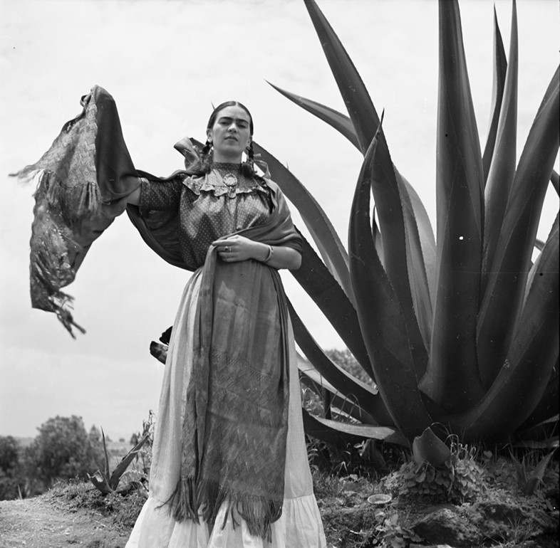 Frida Kahlo with Rebozo, Toni Frissell, 1937