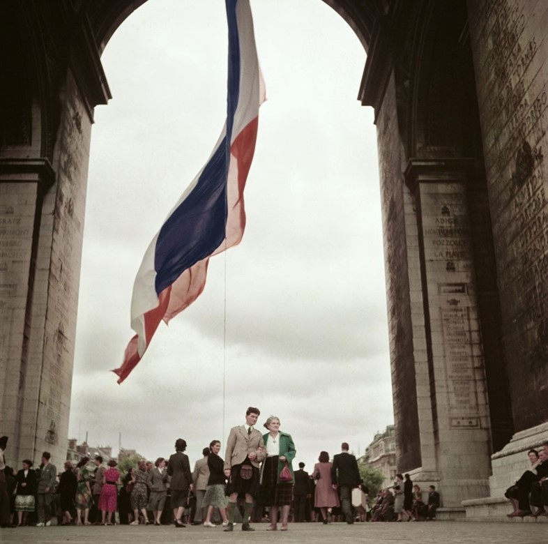 Arc de Triomphe, 1952 by Robert Capa