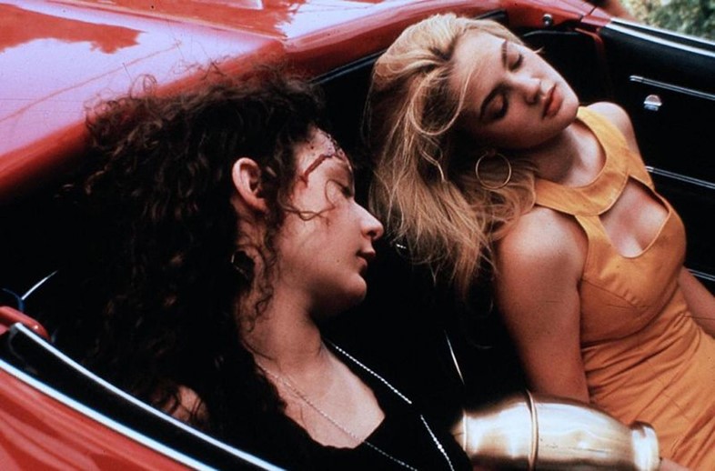 Sara Gilbert and Drew Barrymore in Poison Ivy (1992)
