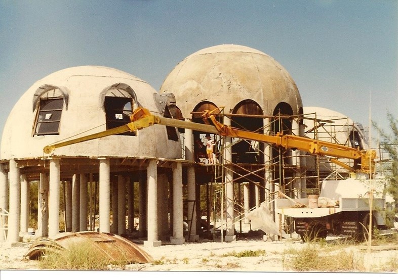 The Dome House under construction 