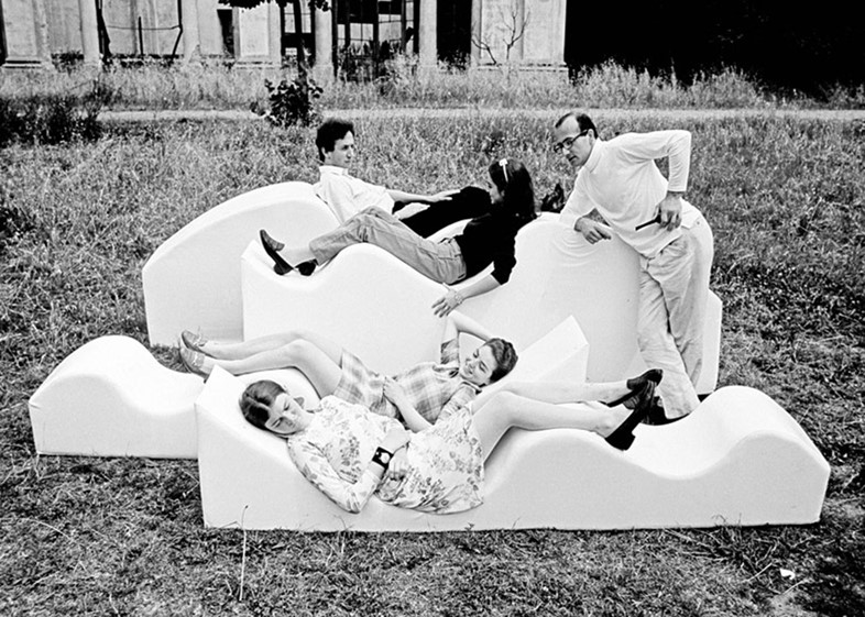 Superonda Sofa by Archizoom Associati, 1966