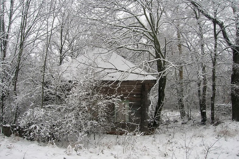 Abandoned house Valeriy Yurko (5)