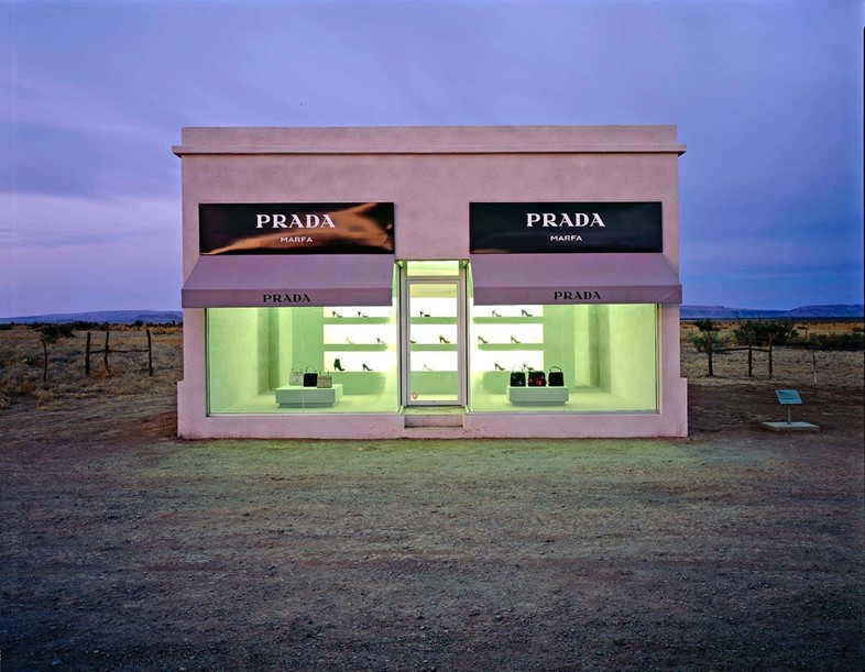Desert-Prada,-Texas,-2006-by-Burt-Uzzle-at-the-Lau