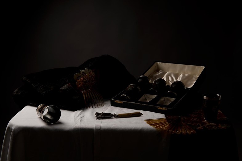 PlasticVanitas_Still-Life-with-Hair-Comb-and-Cup-S