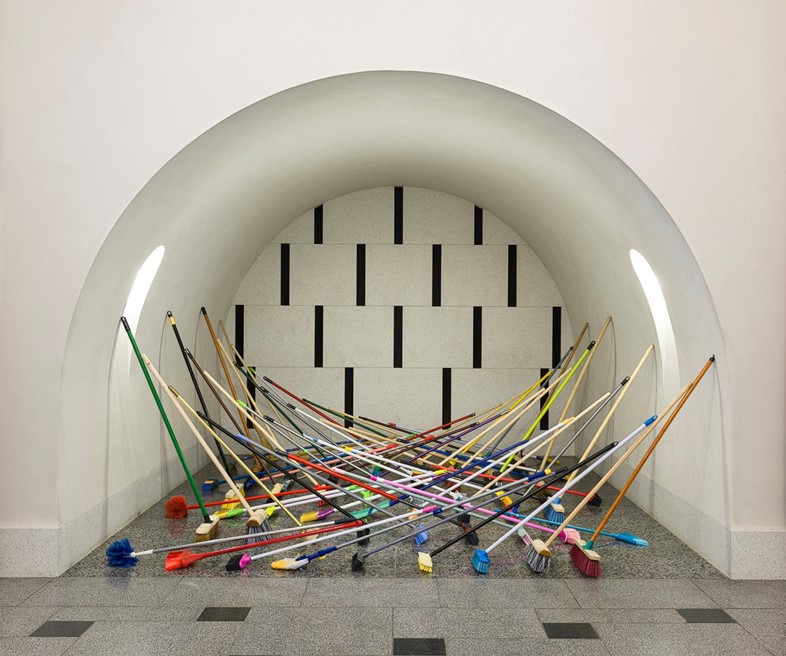Sweep, Installation by Tom Lovelace